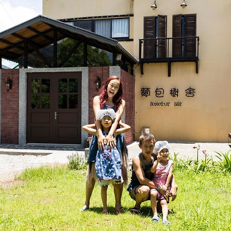 麵包樹舍 Breadfruit B&B Guangfu Extérieur photo